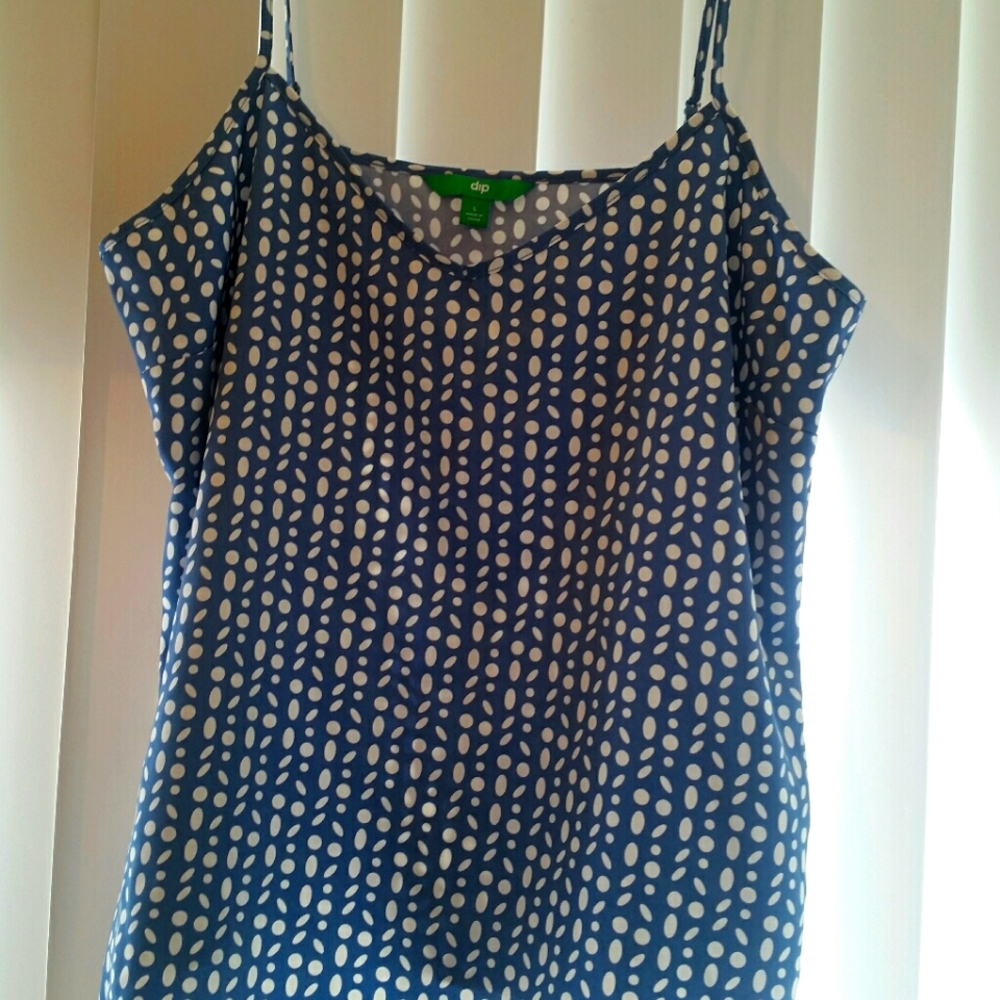 Blue and white tank